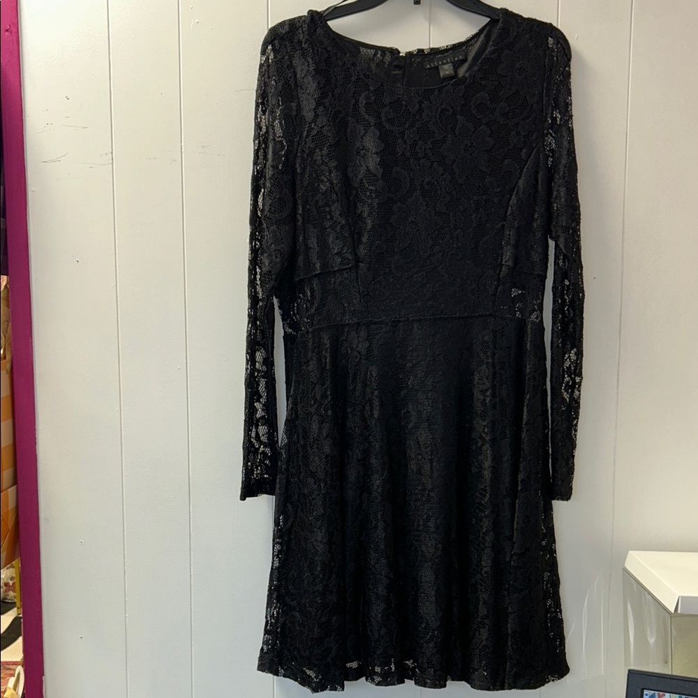 Attention Elegant Black Lace Long Sleeve Dress